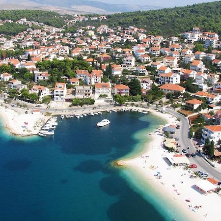 Luxury Apartment With Swimming Pool Ana Τρογκίρ Εξωτερικό φωτογραφία