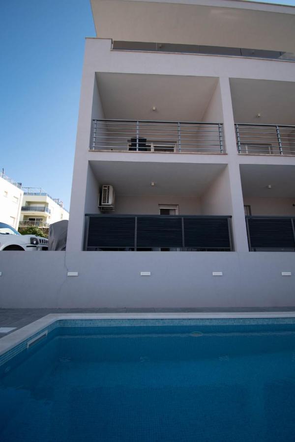 Luxury Apartment With Swimming Pool Ana Τρογκίρ Εξωτερικό φωτογραφία